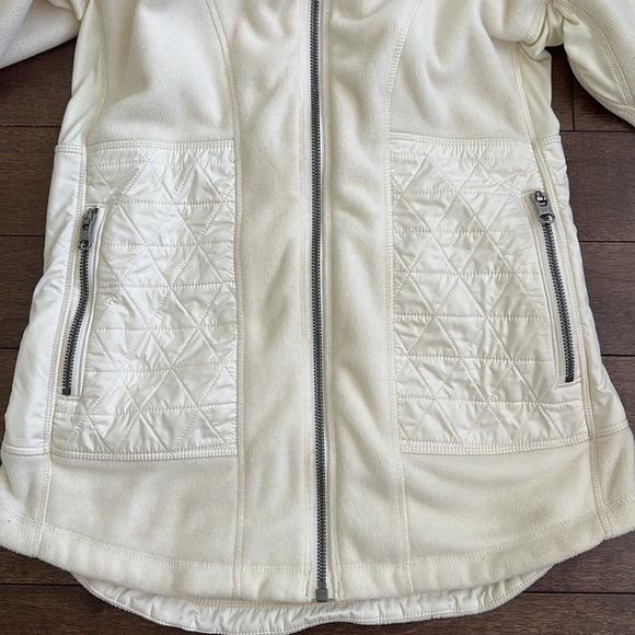 Lululemon Fleecy Keen Jacket II in Ghost 4 RARE Unicorn 🦄 - Picture 14 of 16